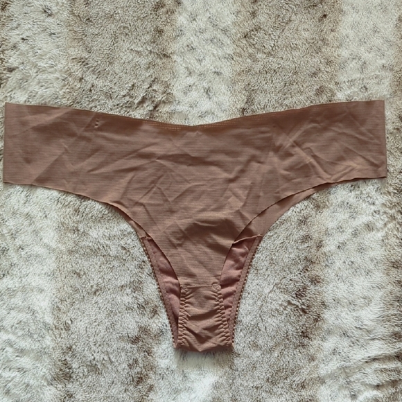 Spanks Understatements Laser Cut Lightweight Stretch Cafe Au Lait Thong Size 3X - Picture 2 of 5